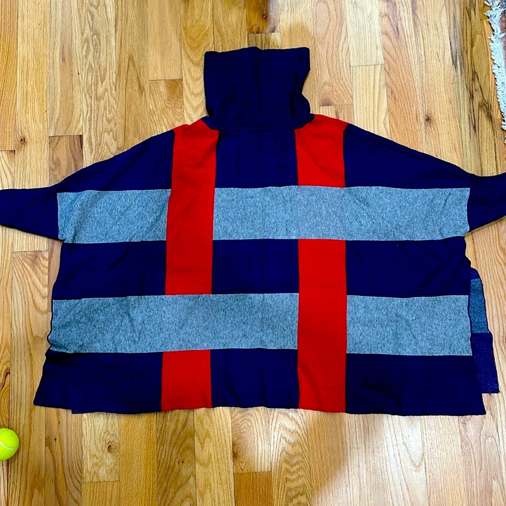P Luca turtle neck sweater with side slits OS